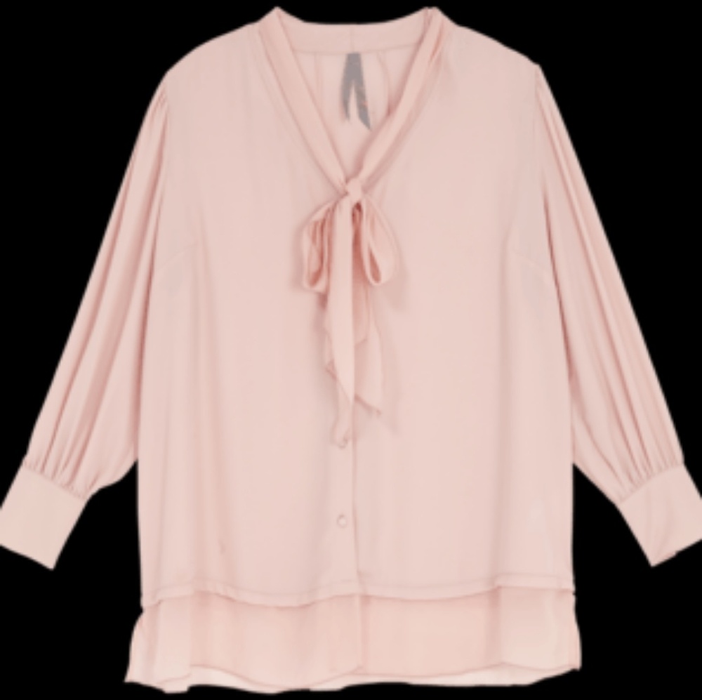 melissa mccarthy bow tie blouse